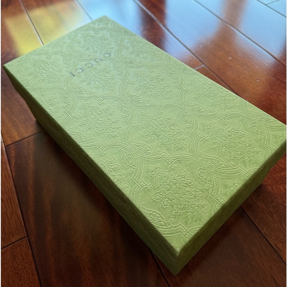Empty Gucci Box - Picture 6 of 9